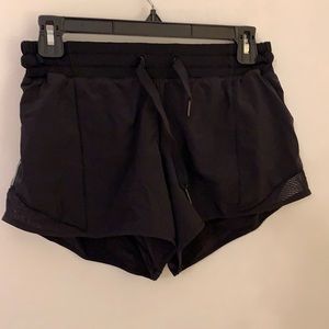Lululemon Low Rise 4” Short